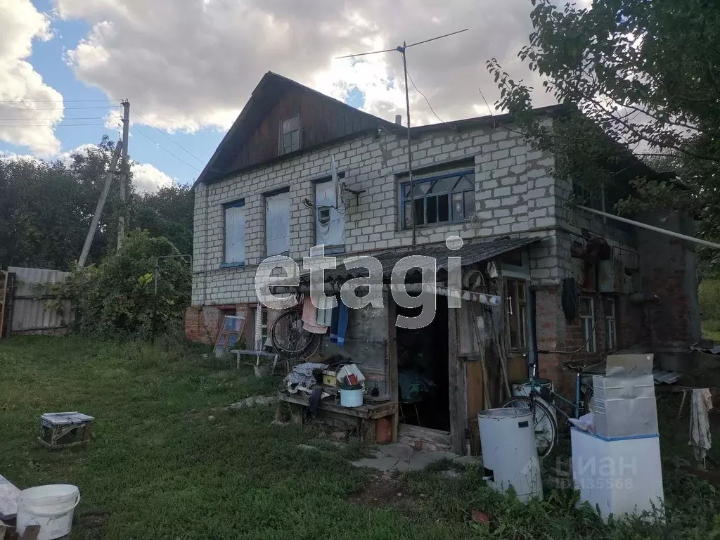 Дом в Белгородская область, Валуйский городской округ, с. Тулянка ул. ... - Фото 1