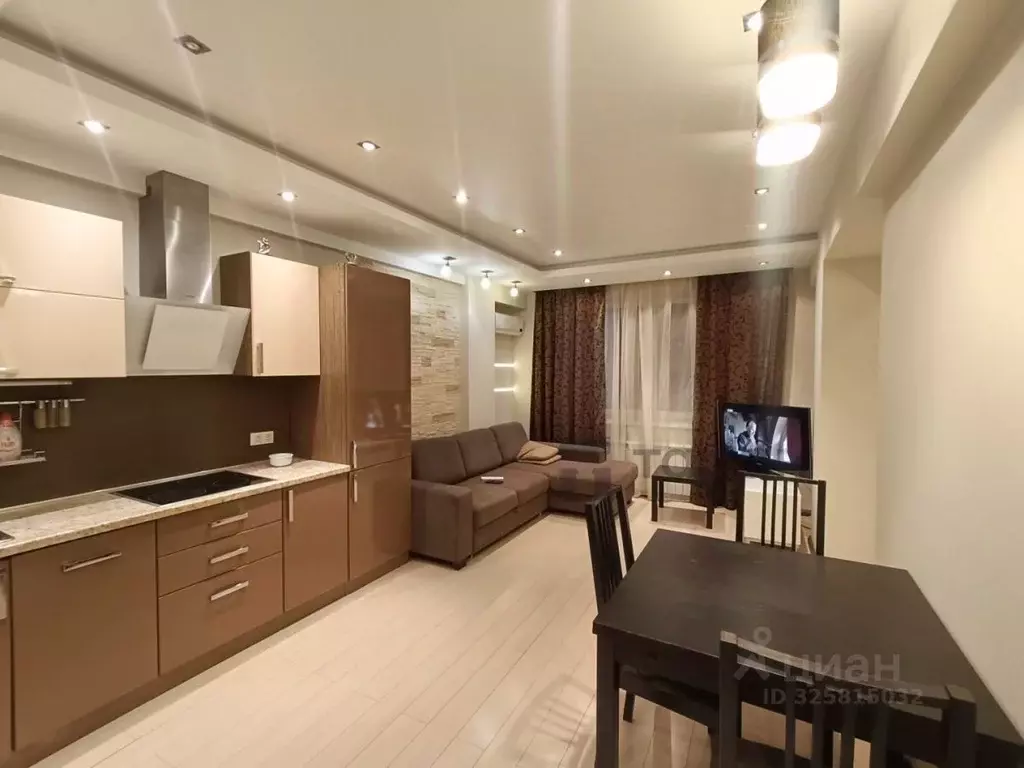 2-к кв. Челябинская область, Челябинск ул. Труда, 162 (47.0 м) - Фото 1