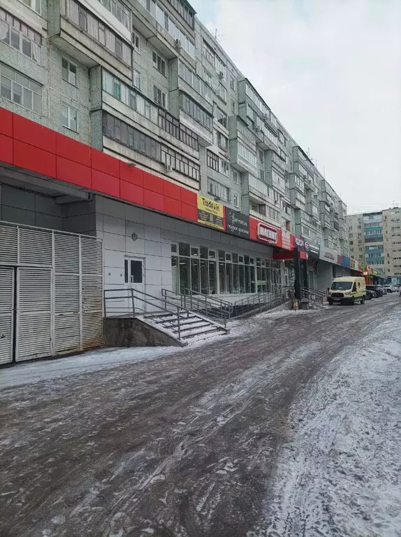 3-к кв. Ульяновская область, Ульяновск ул. Врача Михайлова, 52 (72.0 ... - Фото 0