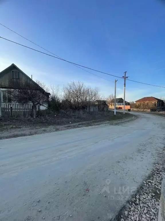 Участок в Саратовская область, с. Воскресенское ул. Вольская, 4 (8.5 ... - Фото 2
