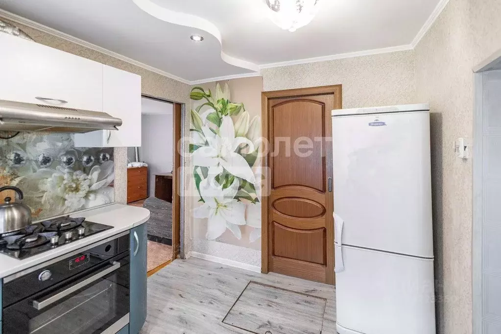 Дом в Омская область, Омск ул. 16-я Линия (31 м) - Фото 2