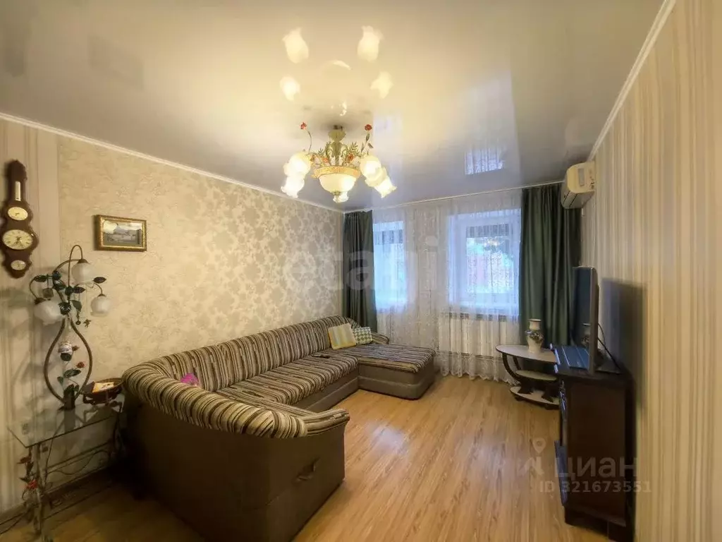 Дом в Краснодарский край, Ейск Краснодарская ул. (104 м) - Фото 1