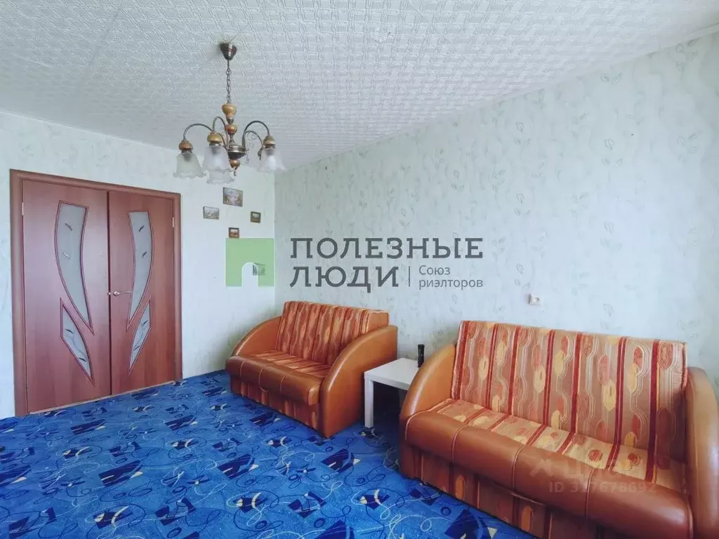 2-к кв. Ярославская область, Ростов Февральская ул., 40 (48.0 м) - Фото 0