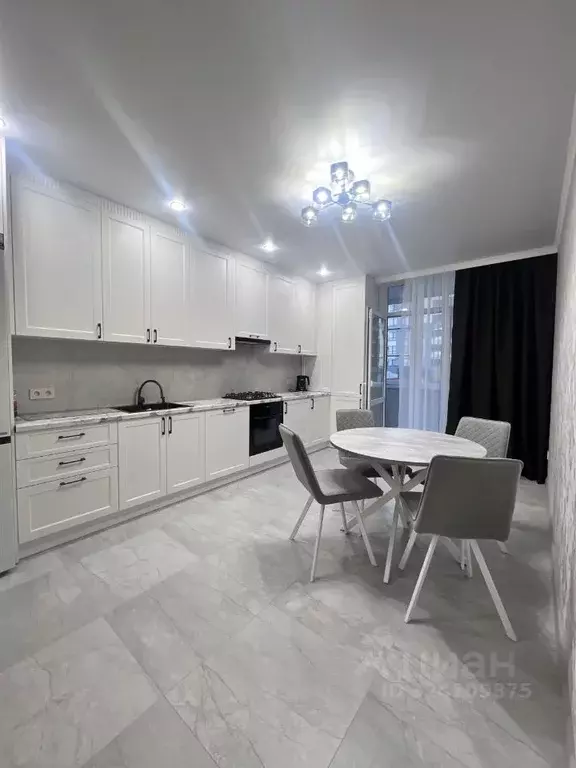 2-к кв. Ставропольский край, Ставрополь Гражданская ул., 1/3 (70.0 м) - Фото 1