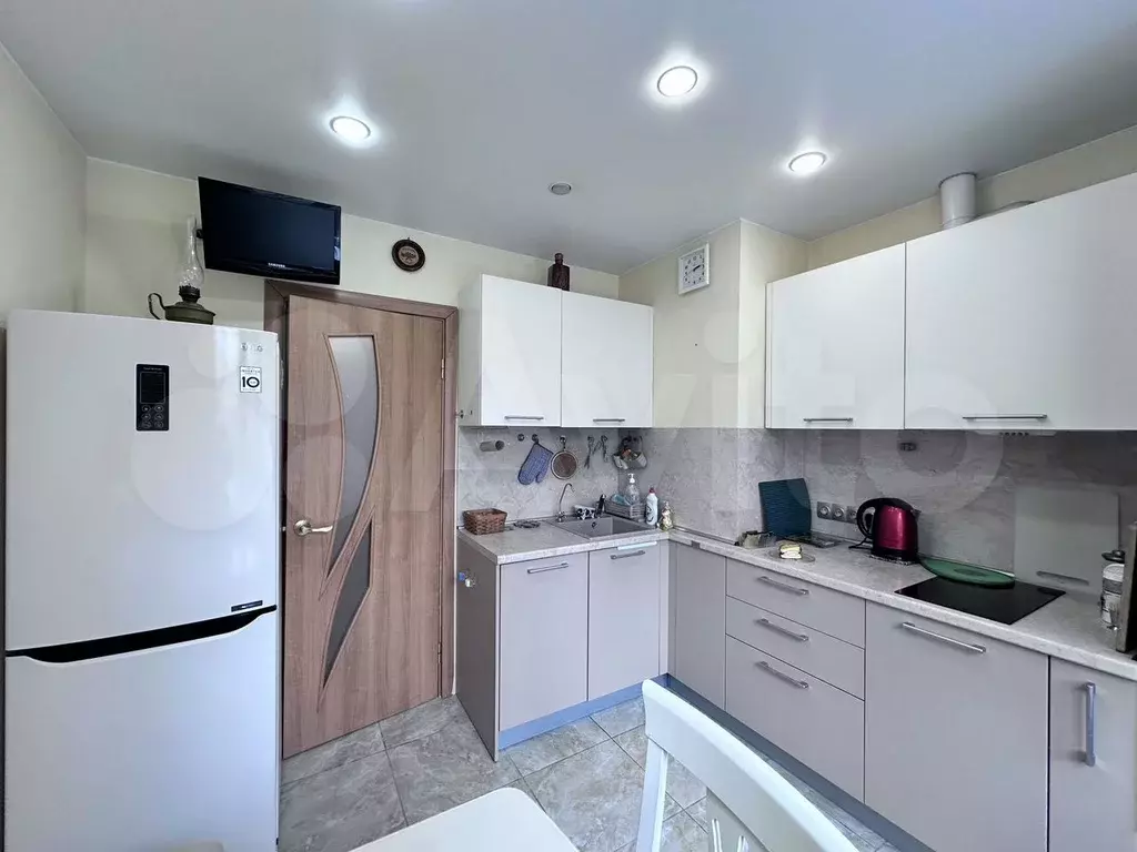 3-к. квартира, 70 м, 2/14 эт. - Фото 1