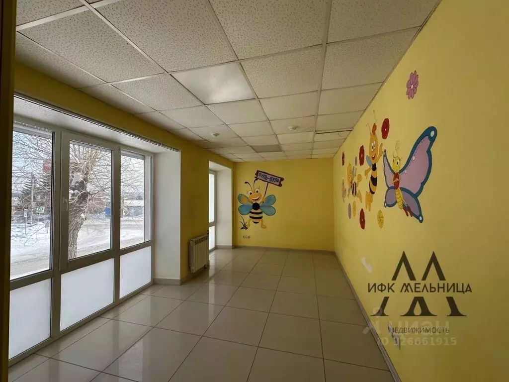 Помещение свободного назначения в Свердловская область, Полевской ул. ... - Фото 1