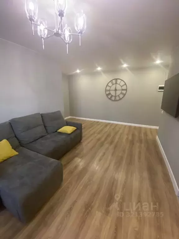 2-к кв. Ульяновская область, Ульяновск ул. Гончарова, 8 (48.0 м) - Фото 0