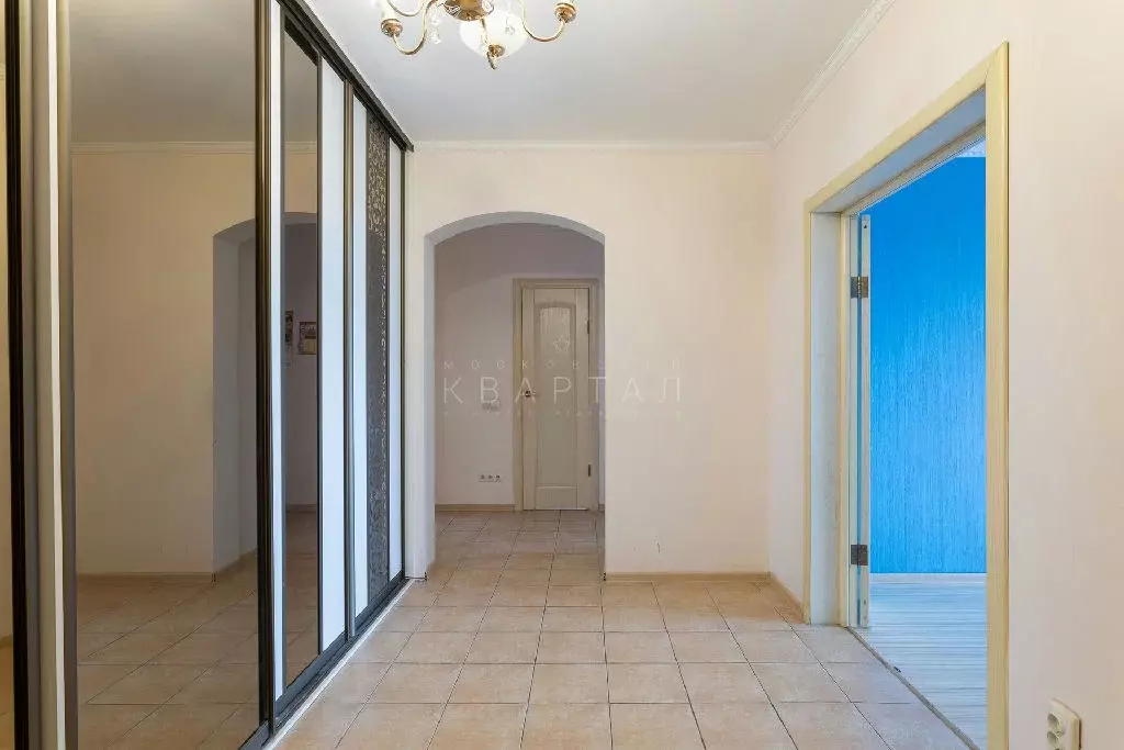 Продается 2-комнатная квартира - Фото 2