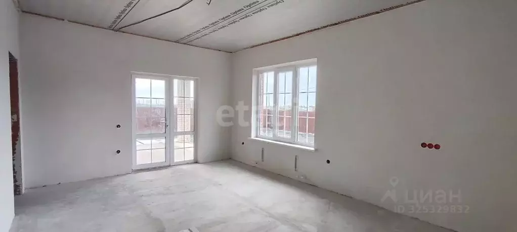 Дом в Ростовская область, Неклиновский район, с. Новобессергеневка ул. ... - Фото 1