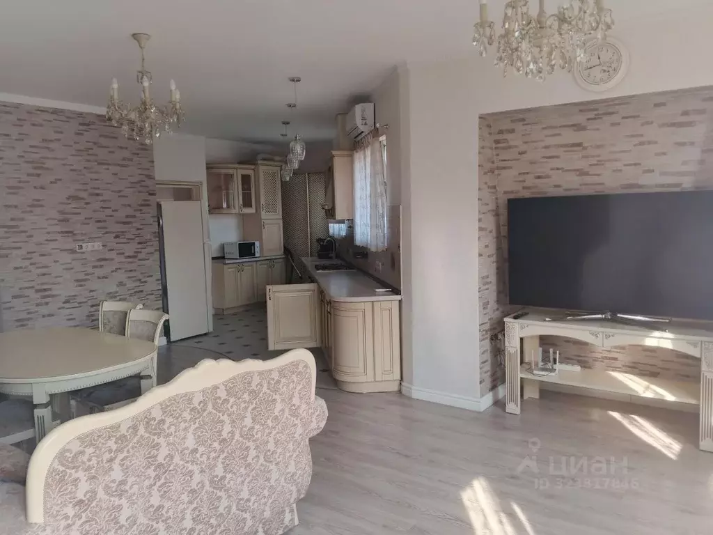 3-к кв. Краснодарский край, Сочи Центральный мкр, ул. Роз, 119 (80.0 ... - Фото 0