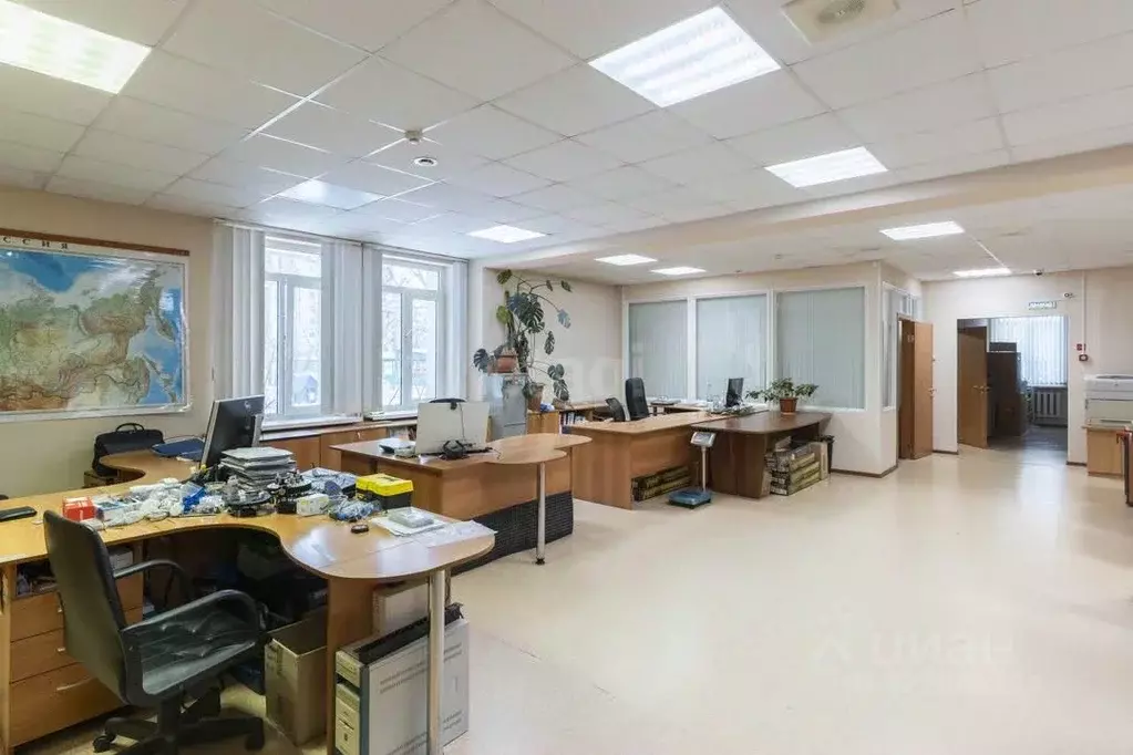 Помещение свободного назначения в Тюменская область, Тюмень ул. 30 лет ... - Фото 1