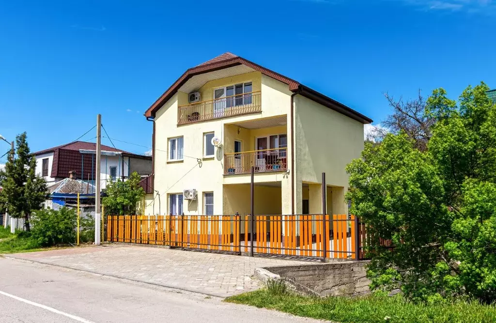 Дом в Краснодарский край, Геленджик городской округ, с. Кабардинка ул. ... - Фото 2