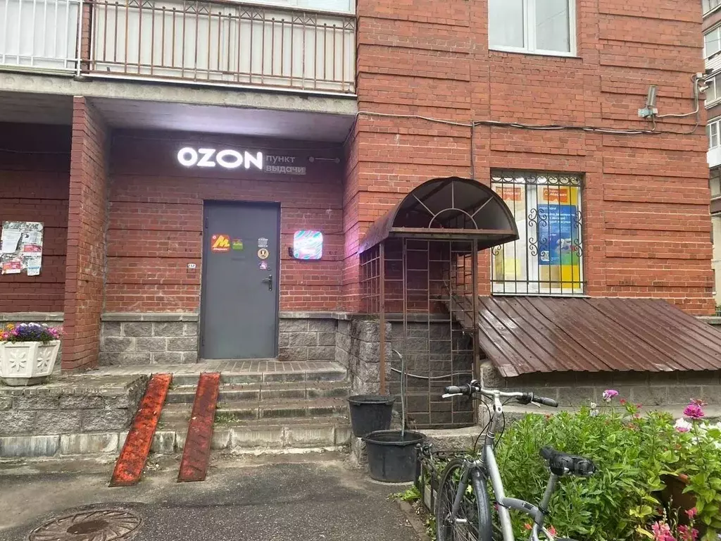 Помещение свободного назначения в Санкт-Петербург ул. Лазо, 5 (35 м) - Фото 1