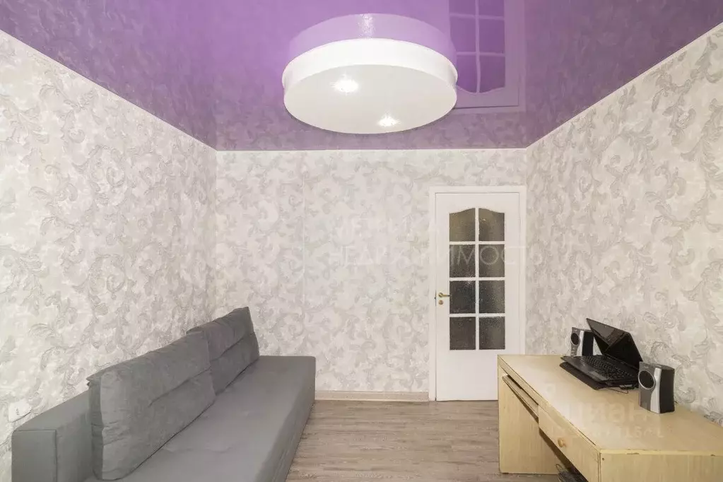 2-к кв. Тюменская область, Тюмень ул. Станционная, 16А (44.5 м) - Фото 1