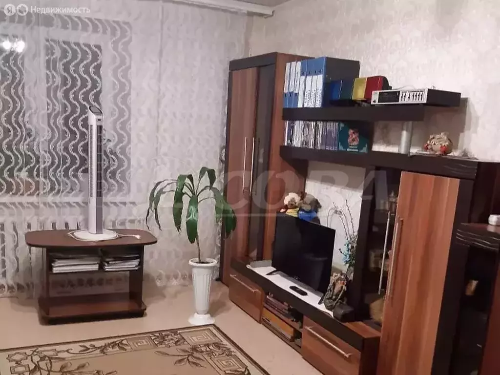 2-комнатная квартира: Тюмень, улица Мельникайте, 48А (49.1 м) - Фото 1