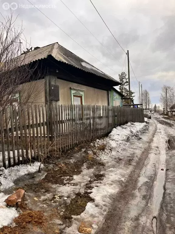 Дом в Прокопьевск, улица Симбирского, 11 (39.5 м) - Фото 1