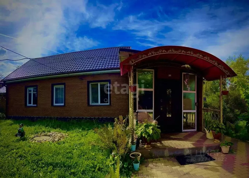 Дом в Смоленская область, Смоленск пос. Тихвинка, 33А (100 м) - Фото 1