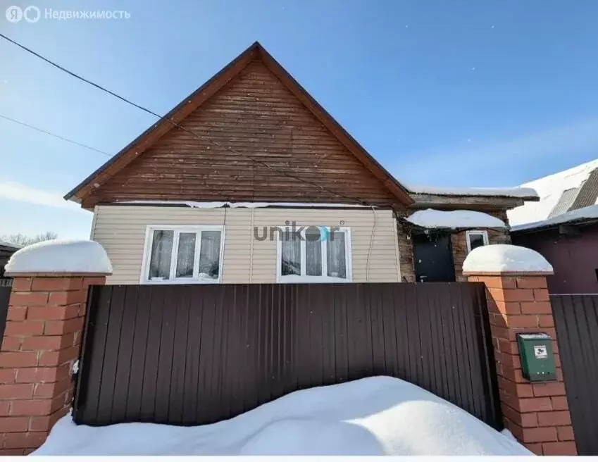 Дом в село Иглино, Центральная улица (90 м) - Фото 1