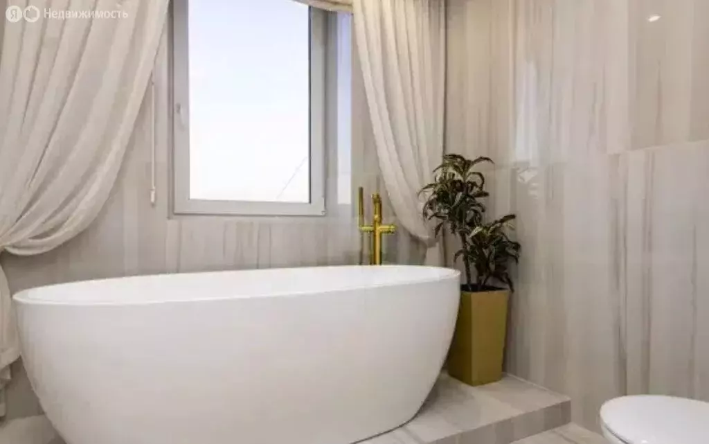 4-комнатная квартира: Тюмень, Фабричная улица, 9 (123.2 м) - Фото 0