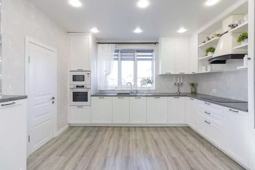 Дом в Тюменская область, Тюменский район, д. Паренкина ул. Петровская ... - Фото 1