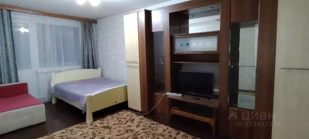 1-к кв. Алтай, Горно-Алтайск Коммунистический просп., 84/1 (30.0 м) - Фото 1