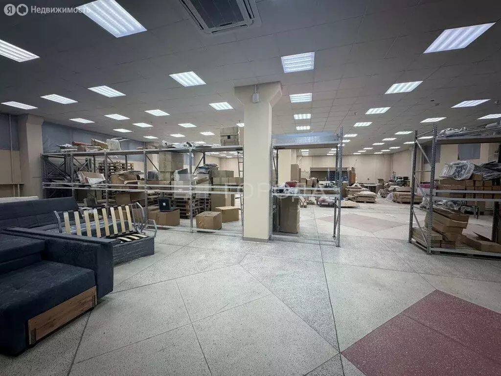 Помещение свободного назначения (648 м) - Фото 1