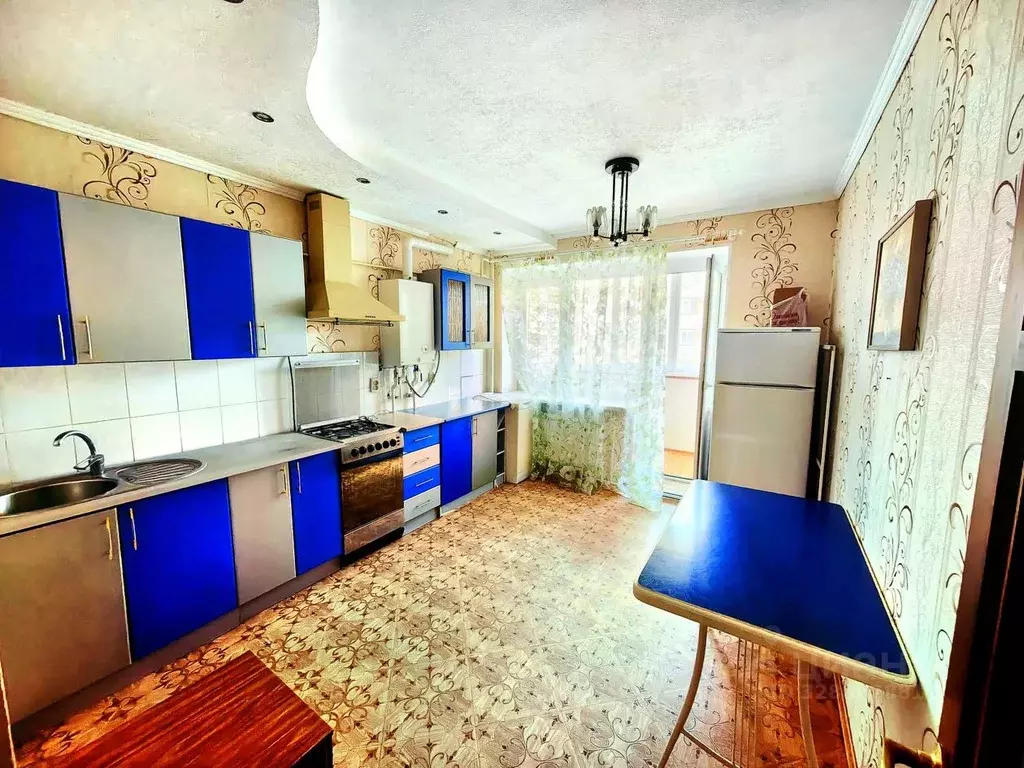 1-к кв. Краснодарский край, Ейск Коммунистическая ул., 85/6 (46.0 м) - Фото 1