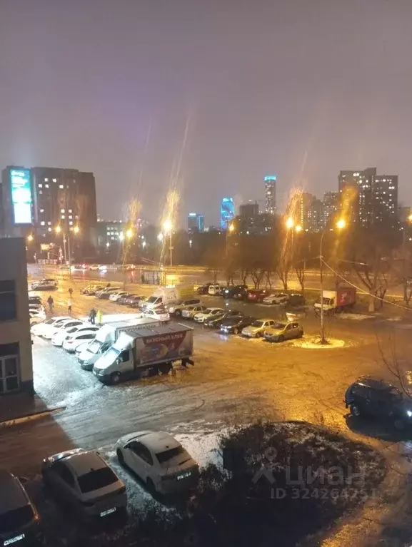 1-к кв. Свердловская область, Екатеринбург ул. Готвальда, 3 (33.7 м) - Фото 1