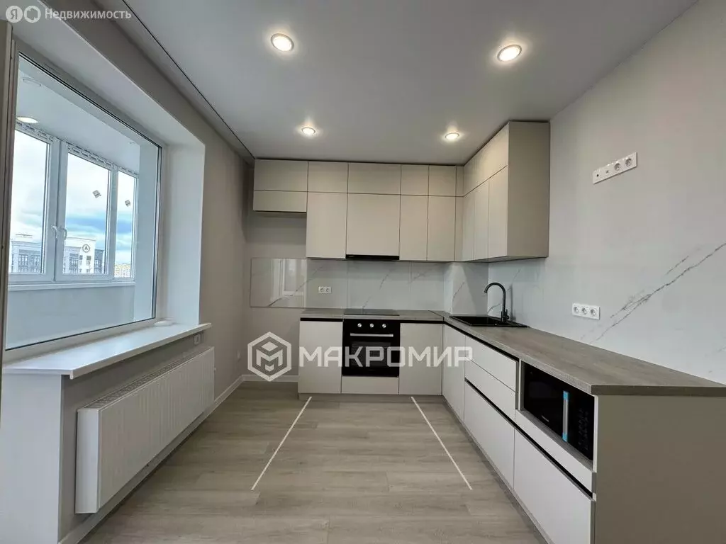 1-комнатная квартира: Брянск, улица имени А.Ф. Войстроченко, 7 (46 м) - Фото 2