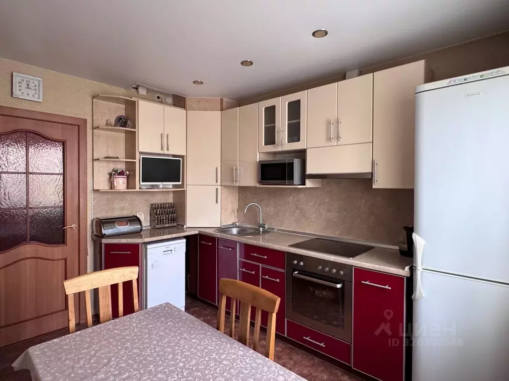 3-к кв. Омская область, Омск Московка-2 мкр, ул. Шакурова, 3/1 (73.8 ... - Фото 1