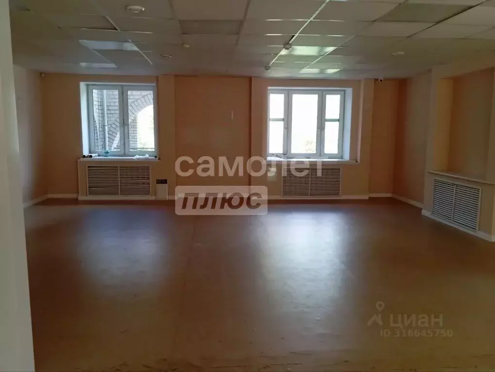 Офис в Псковская область, Псков ул. Рокоссовского, 18 (303 м) - Фото 0