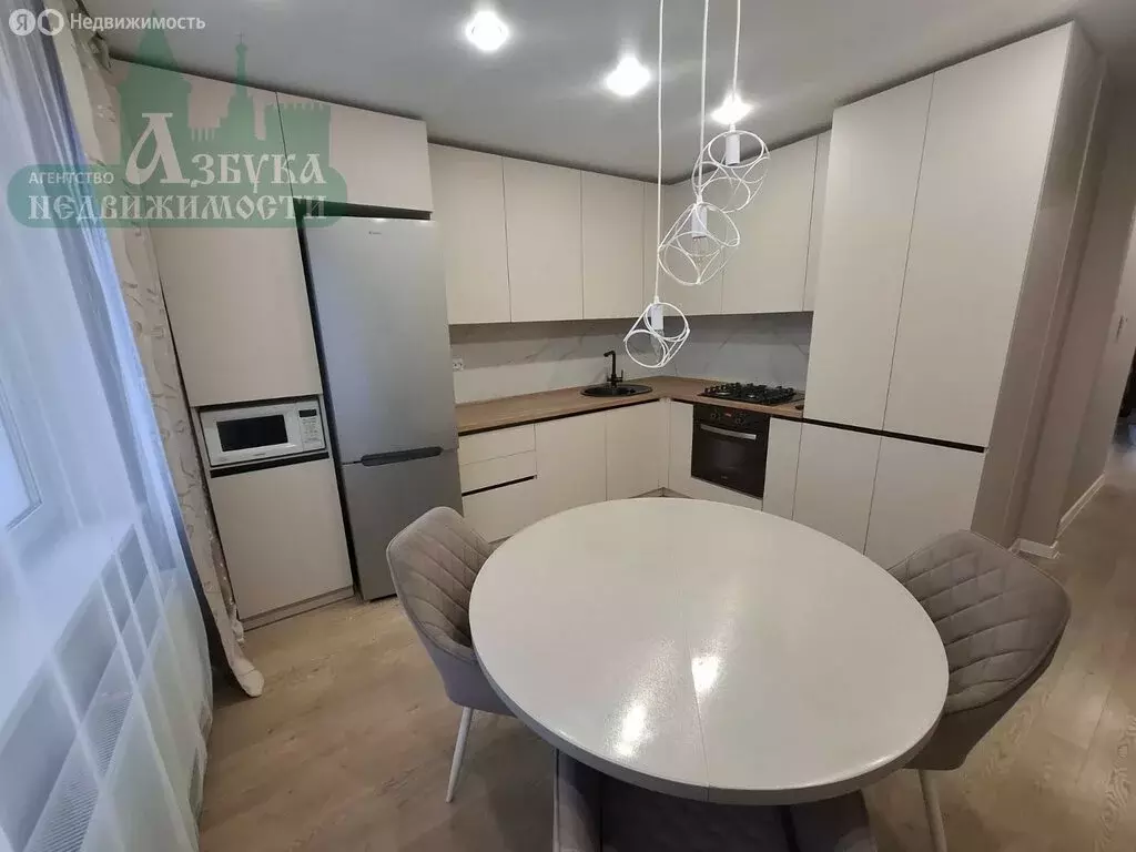 3-комнатная квартира: Смоленск, Звёздная улица, 8 (80 м) - Фото 1