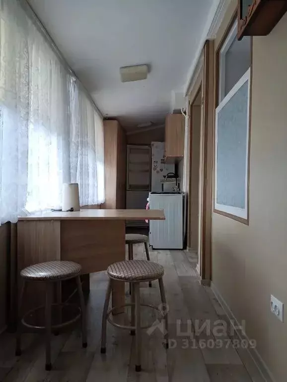 3-к кв. Ставропольский край, Пятигорск ул. Дзержинского, 48 (60.0 м) - Фото 1
