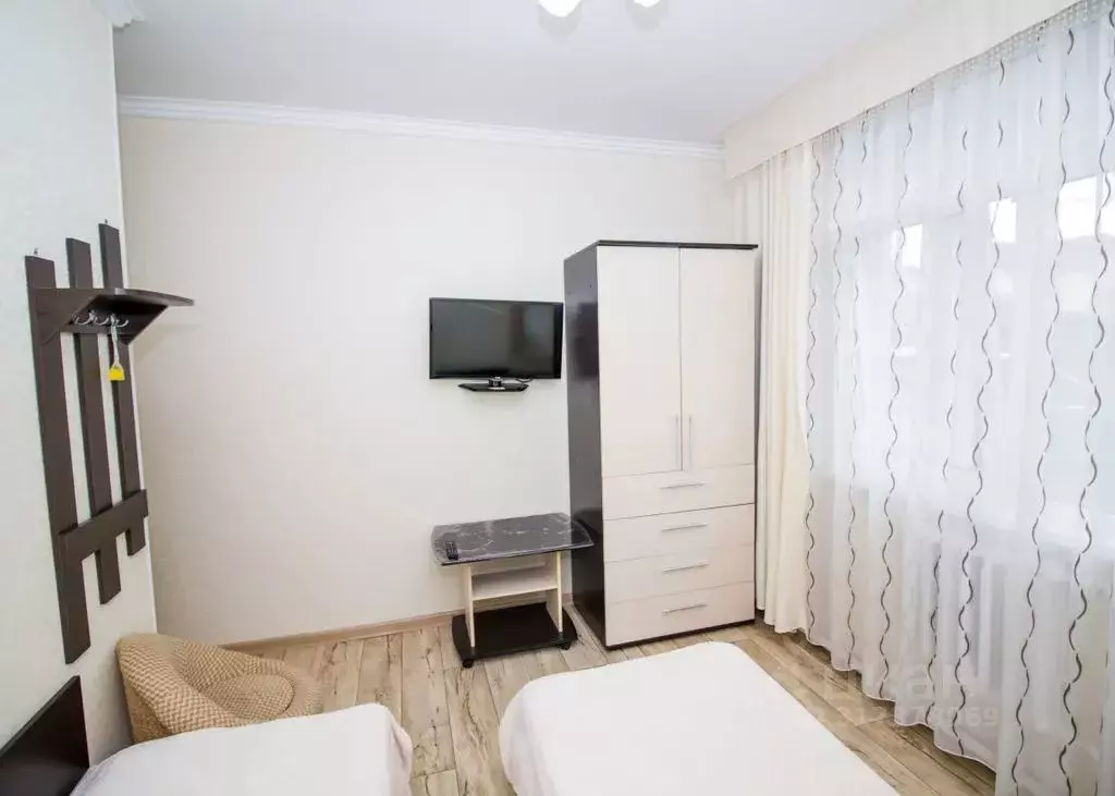 Комната Краснодарский край, Сочи Адлер жилрайон, пер. Прибрежный, 1А - Фото 1