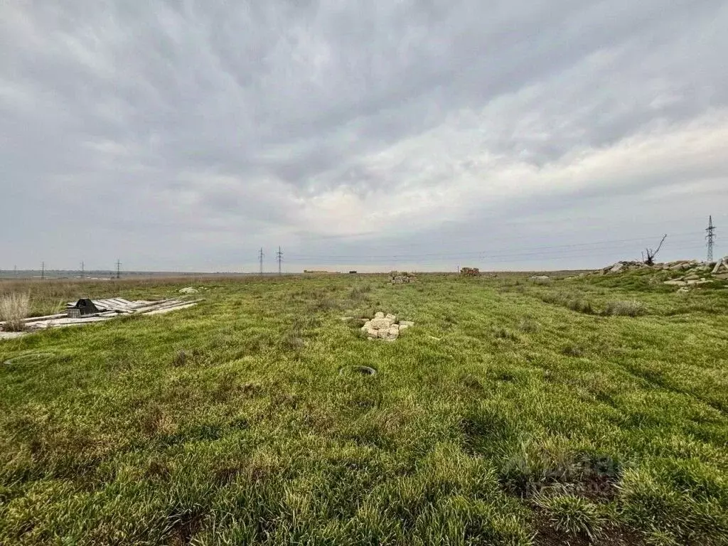 Участок в Крым, Симферопольский район, с. Мирное ул. Нины Пелагенко ... - Фото 1