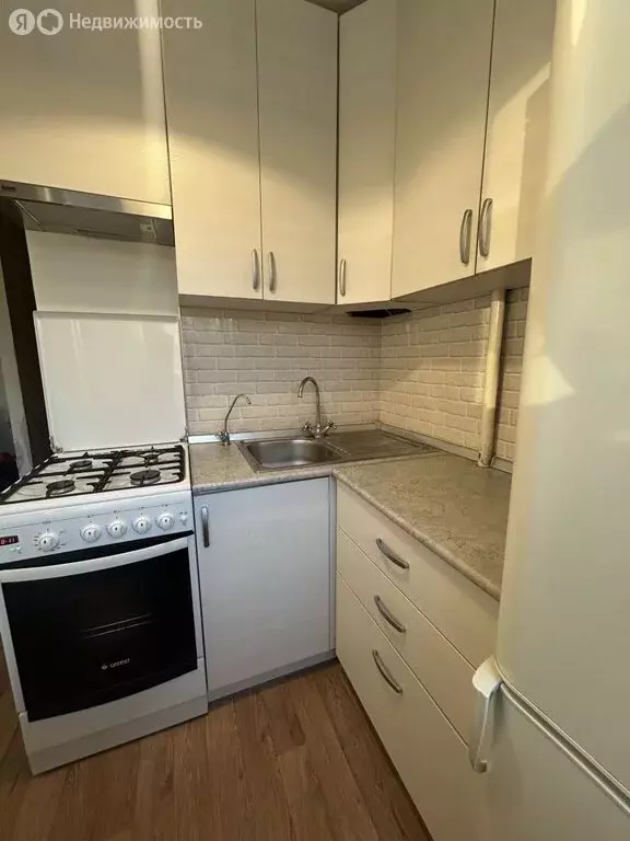 2-комнатная квартира: посёлок Управленческий, улица Гайдара, 12 (44 м) - Фото 1