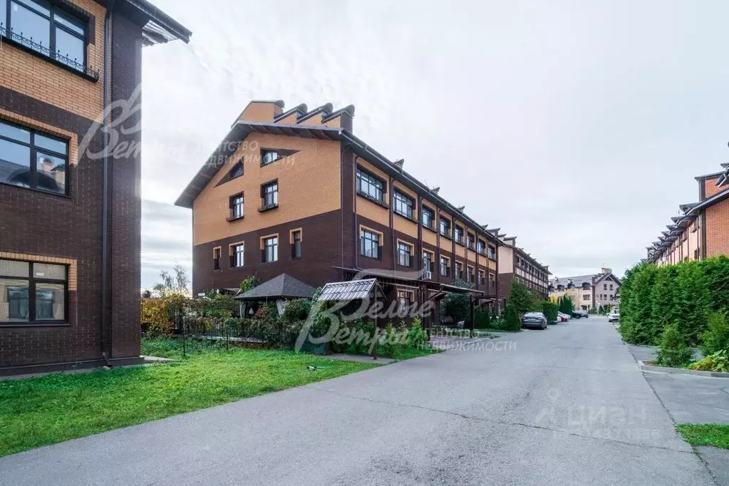 Таунхаус в Москва д. Пучково, ул. Троицкая, 103к5 (206 м) - Фото 1