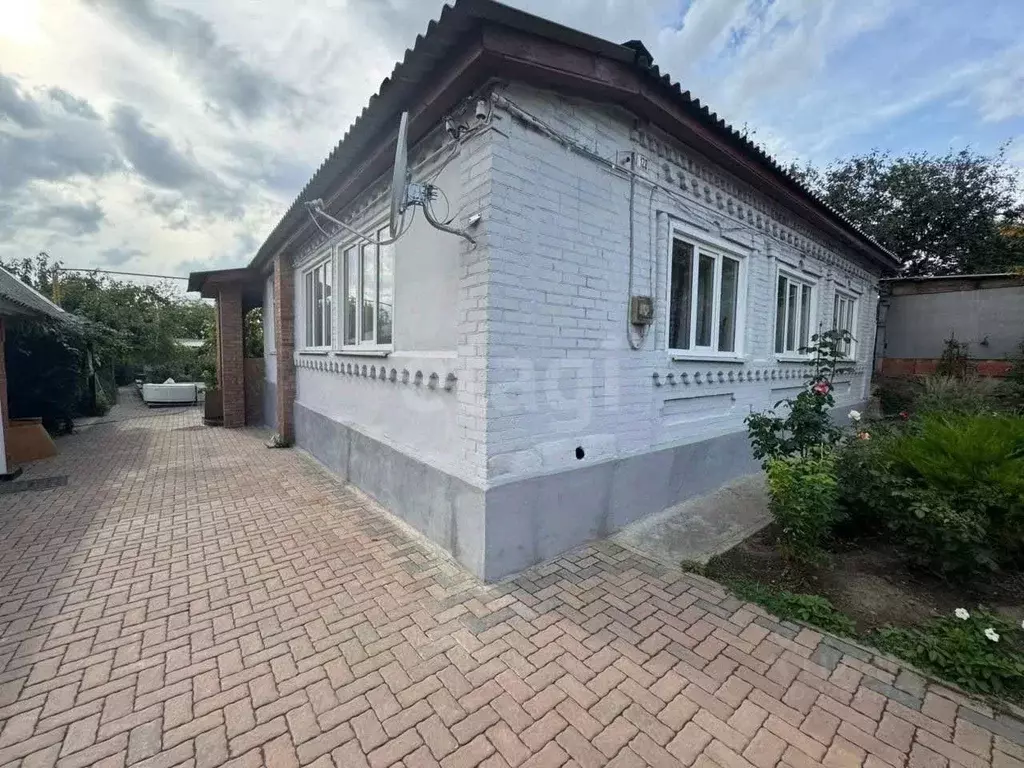 Дом в Ростовская область, Азовский район, Кагальницкое с/пос, с. ... - Фото 1