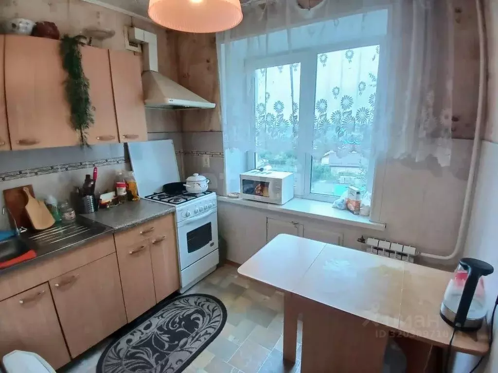 3-к кв. Челябинская область, Еманжелинск ул. Герцена, 1 (51.2 м) - Фото 1