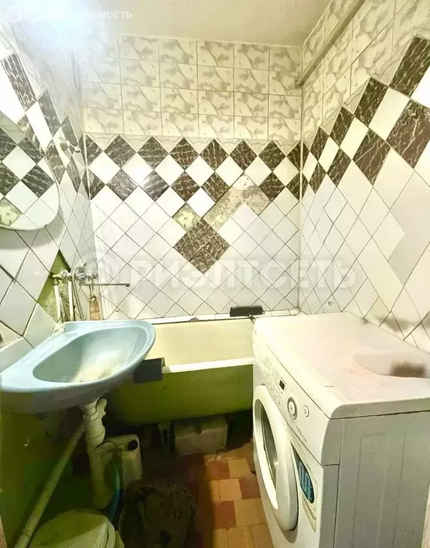 2-комнатная квартира: Мурманск, улица Аскольдовцев, 16 (45.3 м) - Фото 1