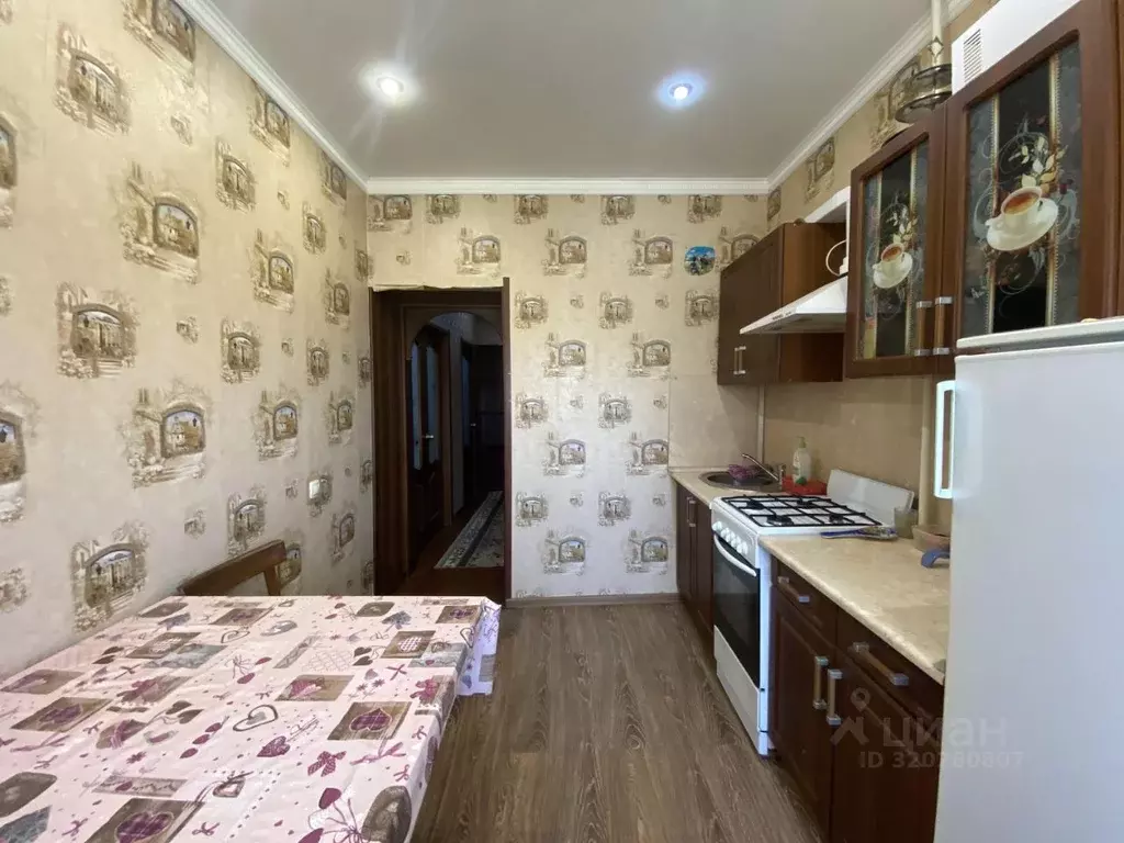 3-к кв. Астраханская область, Астрахань ул. Генерала Герасименко, 2 ... - Фото 0
