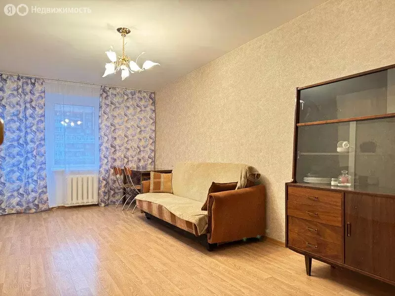 3-комнатная квартира: Санкт-Петербург, Бухарестская улица, 23к1 (70 м) - Фото 1