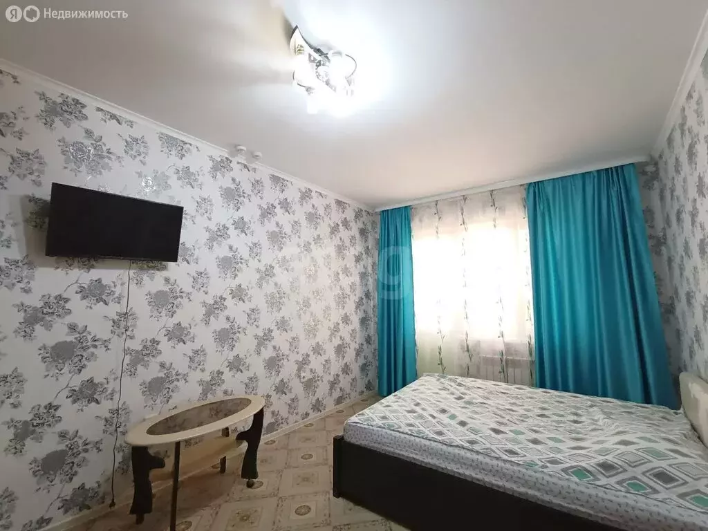 2-комнатная квартира: Тобольск, 9-й микрорайон, 37 (55.8 м) - Фото 2