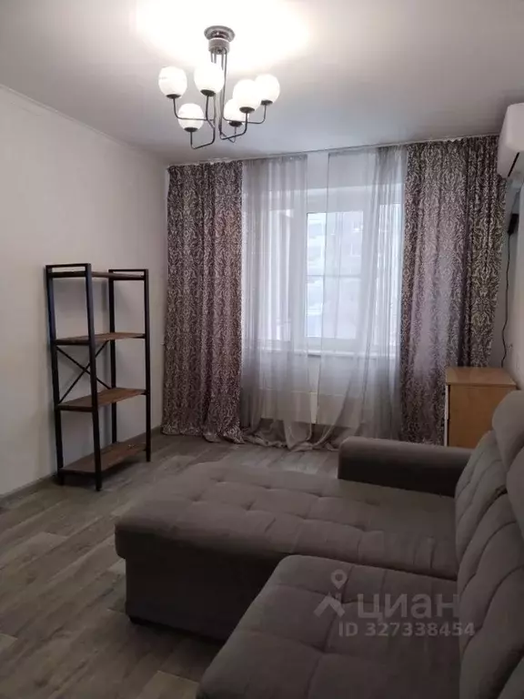 1-к кв. Самарская область, Тольятти Тополиная ул., 50 (33.0 м) - Фото 1