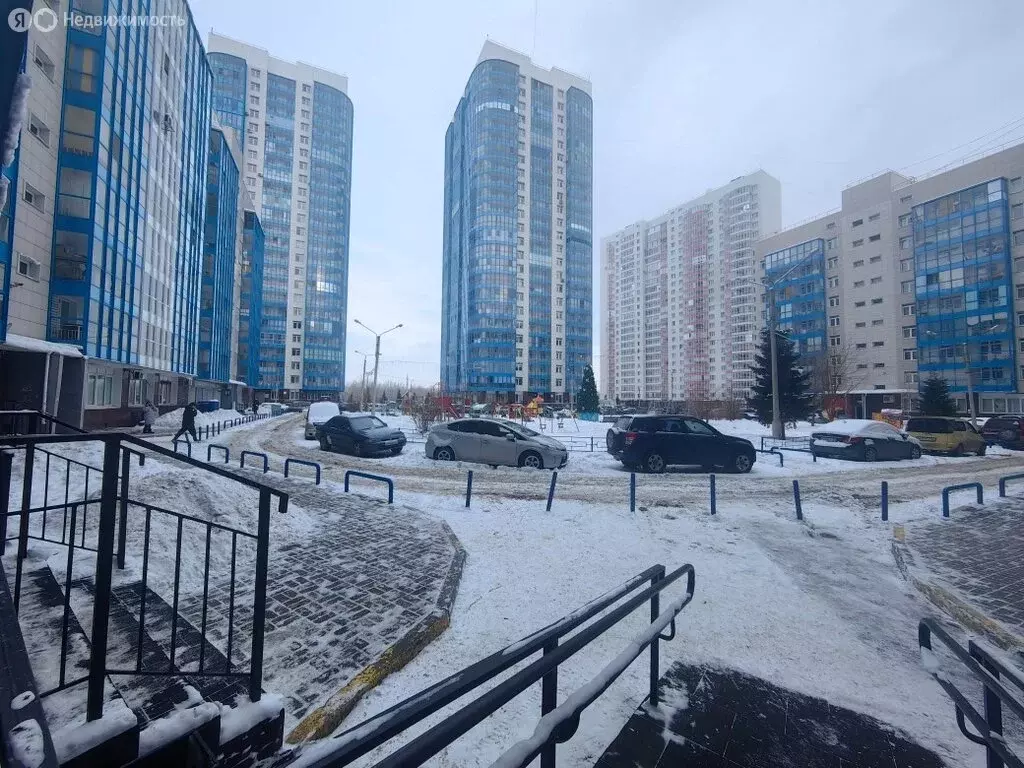 1-комнатная квартира: Красноярск, улица Карамзина, 18 (43 м) - Фото 2