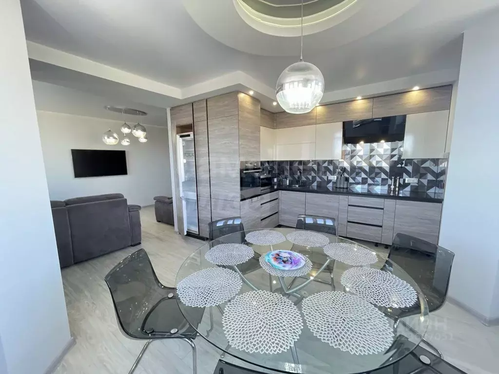 3-к кв. Оренбургская область, Оренбург ул. Чкалова, 53/3 (90.0 м) - Фото 1