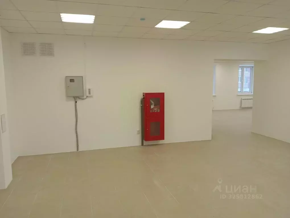 Торговая площадь в Марий Эл, Йошкар-Ола ул. Меримского, 6 (95 м) - Фото 2