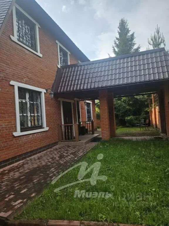 Коттедж, 350 м - Фото 1