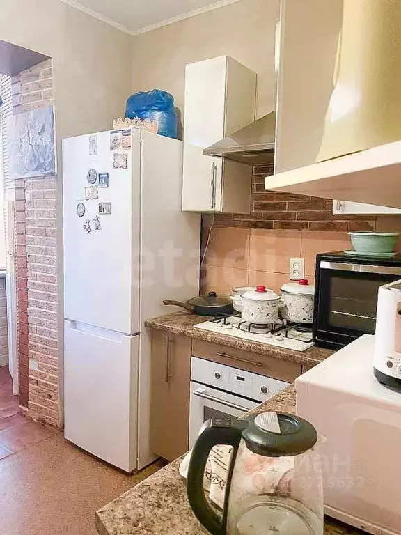 1-к кв. Ростовская область, Батайск Речная ул., 110к2 (33.0 м) - Фото 1