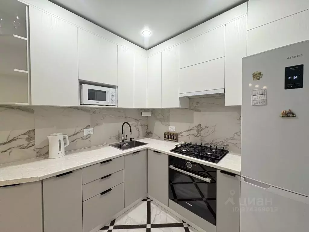 1-к кв. Брянская область, Брянск ул. Романа Брянского, 27 (40.0 м) - Фото 1